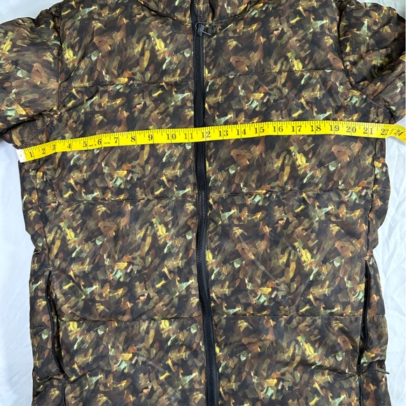 Zara Women’s Camouflage Puffer Jacket Coat Size Small - Picture 10 of 12